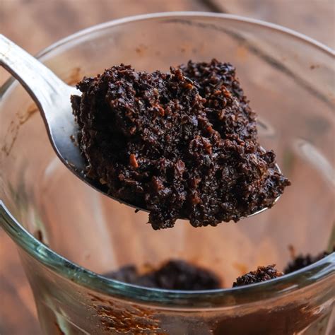 how to add coffee grounds to garden