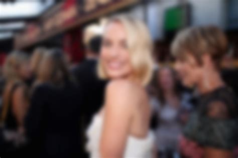 [M4A] [M4F] Margot Robbie has a BBC Encounter, Blowjob scenerio : r