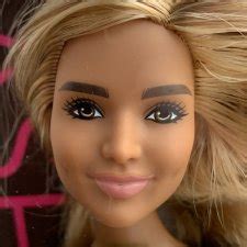 Барби улыбашка, Barbie Fashionistas 126 / Игровые куклы / Шопик ...