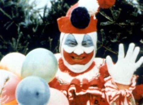 10 Facts About the Killer Clown, John Wayne Gacy - The List Love