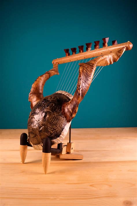 Lyre of Zeus (13 strings) – ancient Greek lyre – Collector Edition ...