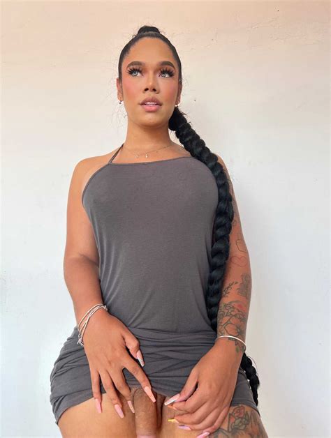 miah catalina : u/Comiker83