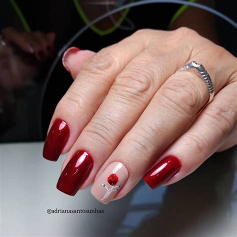Unha Com Esmalte Vermelho Decorada - Unhas decoradas com esmalte Vermelho: Dicas e Tendências - UNHAS DECORADAS