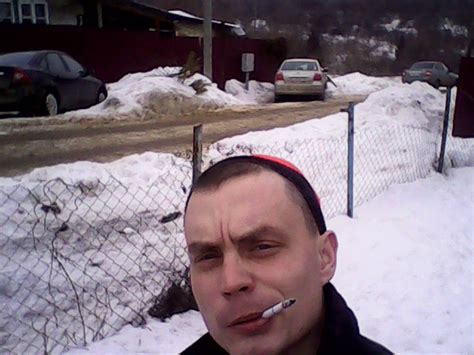 Таксист-джентльмен изнасиловал девушку, но извинился. Не помогло