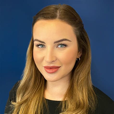 Best Estate Agents and Property Experts in Winchmore Hill 27