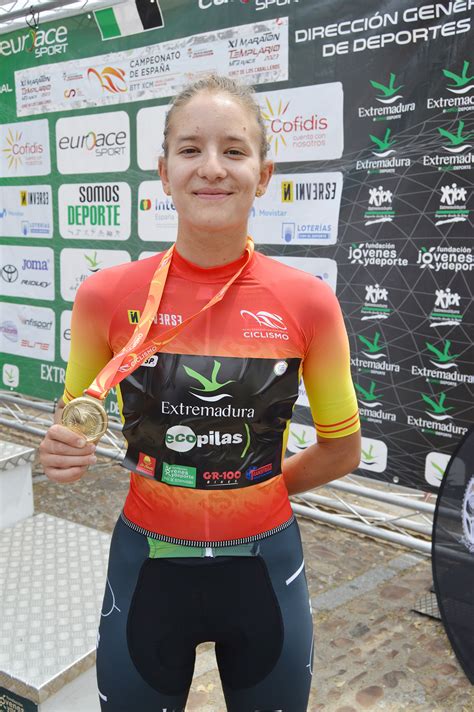 Natalia Fischer y Sergio Mantecón, campeones de España de Maratón en