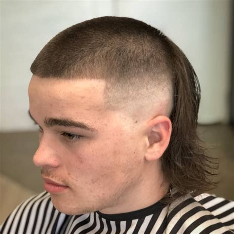 skin fade mullet
