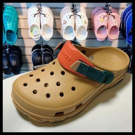 Крокси crocs classic terrain — цена 1849 грн в каталоге Тапочки Купить ...