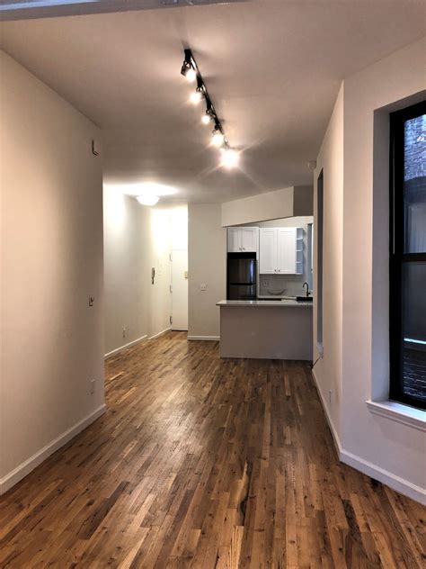 484 Amsterdam Ave, New York, NY 10024 - Multifamily for Sale | LoopNet
