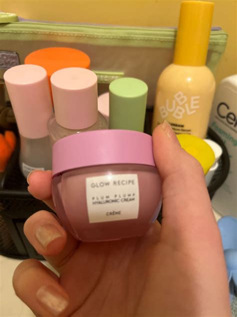 Plum Plump Hyaluronic Cream