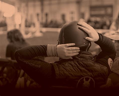 The Mental Impacts of Riding with Pain - The Plaid Horse Magazine