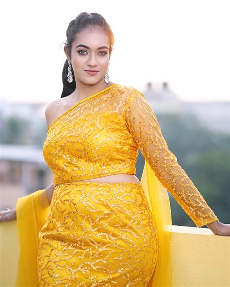 Shruthi Narayanan (@iamshruthinarayanan) • Instagram photos and videos