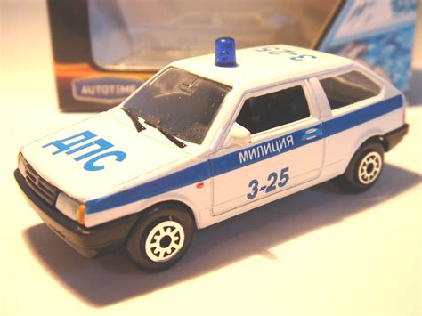 AUTOTIME/WELLY LADA 2108 NO2 RUSSIAN POLICE CAR 1/64 | Flickr