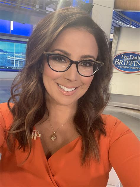 Julie Banderas Glasses Tom Kenny | Encyclopedia SpongeBobia | Fandom