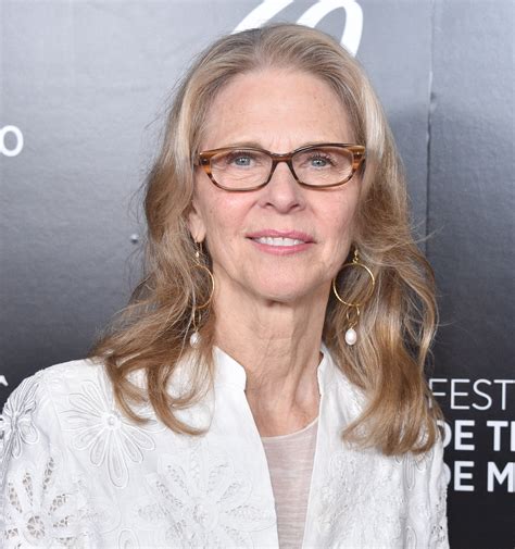 'Bionic Woman's' Lindsay Wagner's 3rd Marriage Broke after Kids Became