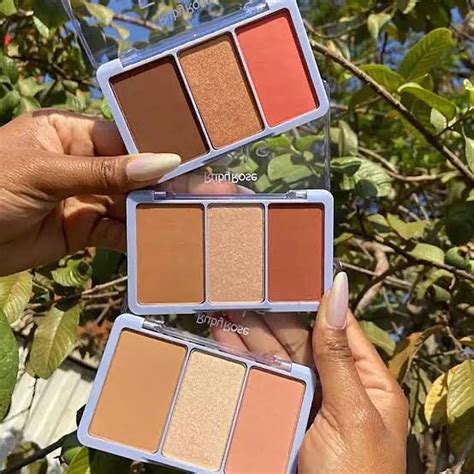 Paleta De Contorno Blush E Iluminador - Paleta de Contorno, Iluminador, Blush Feels Mood Ruby Rose | Shopee Brasil