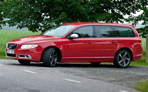 2011 Volvo V70 R-Design - Wallpapers and HD Images | Car Pixel