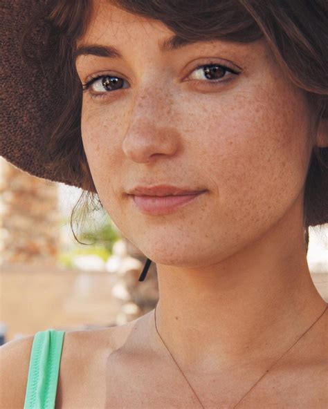 #Milana Vayntrub | Celebrity pictures