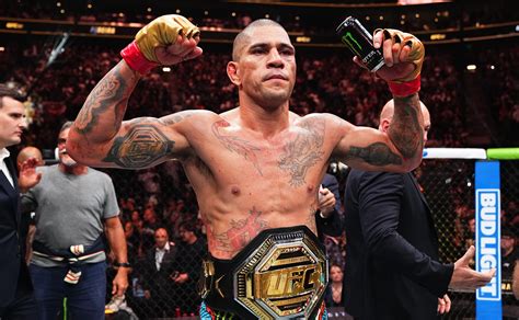 Alex Pereira ready to wrestle Magomed Ankalaev in UFC 313 title defense