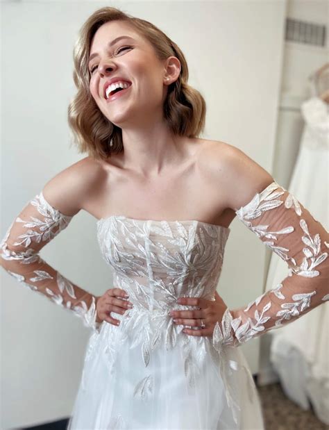 Cincinnati Bridal Shop Outlet | Blue Bridal Ohio