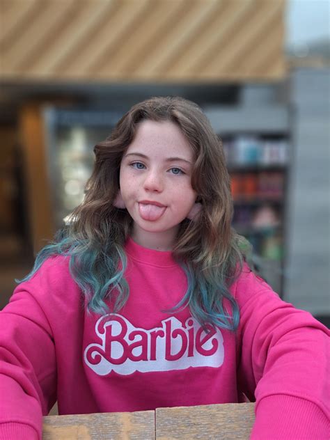 Holly Jane Gibson - MVW Talent Agency Ireland