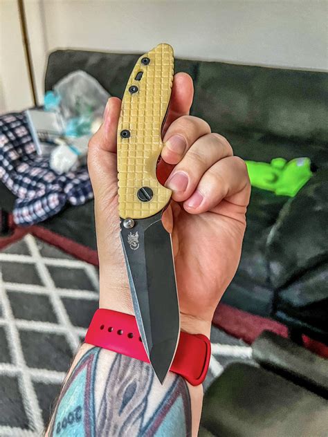 Bone Frag Micarta on the Black Stallion. : r/Hinderer