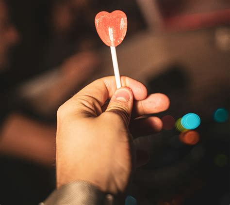 Dive Deeper into Billie Eilish Perfumes She Loves to Wear