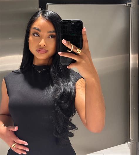 Rosey Ok (@roseyok) • Instagram photos and videos