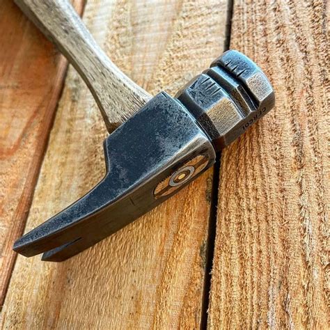 essential  types  hammers    dwellect