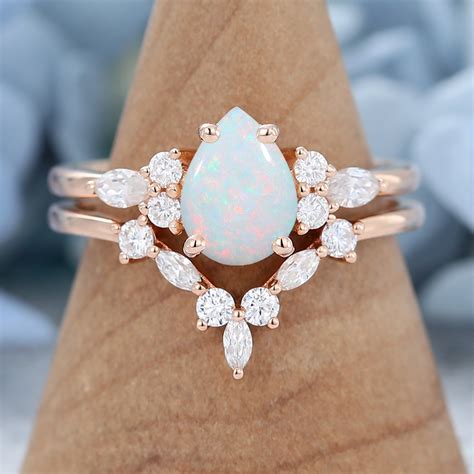 Opal Ring Rose Gold