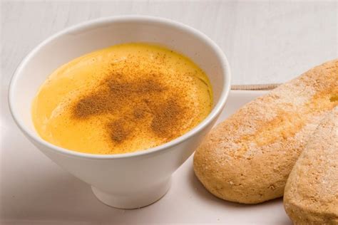 Boiled Custard VS Eggnog - Differences And FAQs - Foodiosity