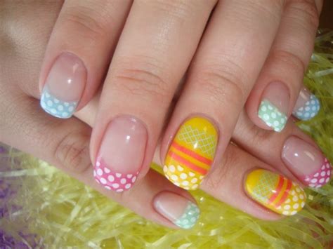 Trendy Gel Nail Art Designs
