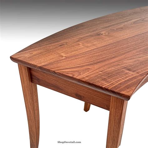 ShopDovetail | Curved Desk