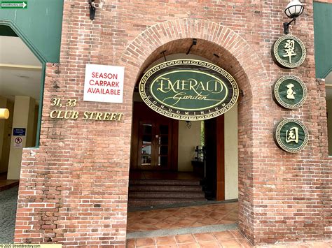 Emerald garden renovations create a stunning new public space 16