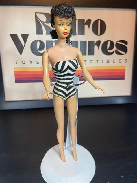 Barbie 5 Brunette Ponytail 1960s W Original Swimsuit & Extra Outfit