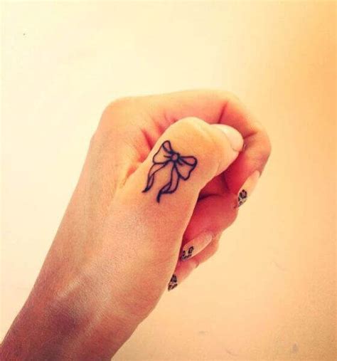 40 Best Finger Tattoo Ideas For Women | Unique Tattoo Designs For Female