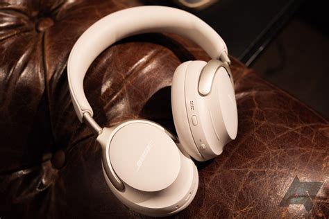 Bose QuietComfort Ultra Headphones vs. Sony WH-1000XM5: Battle of the