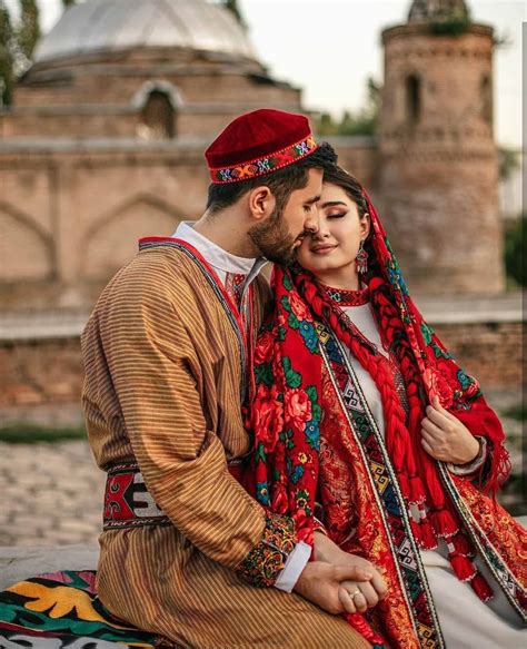 Таджики в национальных костюмах - 80 фото