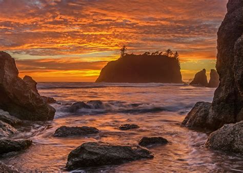 Ruby Beach Sea Stacks, USA