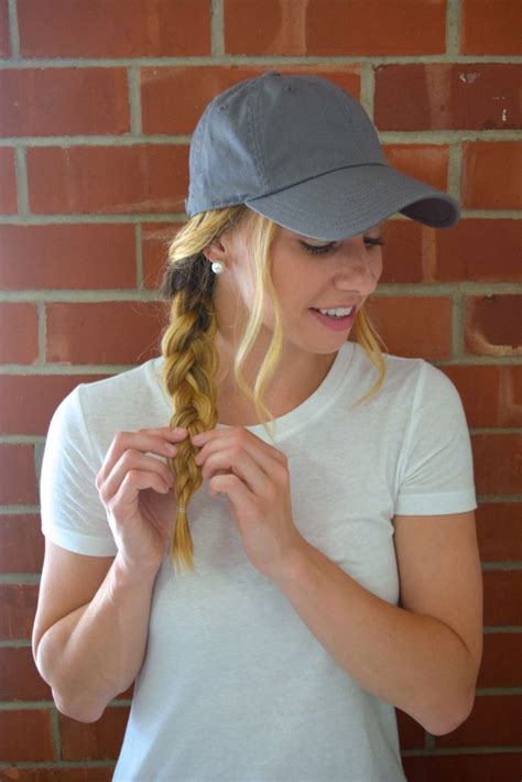 Free Cute Hairstyles To Wear With A Baseball Cap Hairstyles Inspiration ...