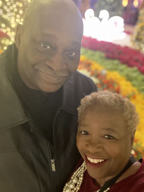 PEC Finances Educational Service