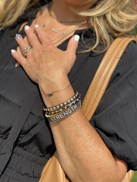 Is It Okay To Mix Metals? Expert Tips For Styling Silver and Gold