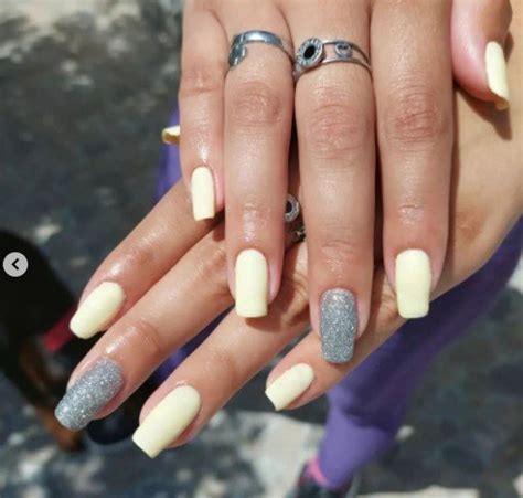Uñas Soft Gel - Cómo es la técnica y cuanto dura - Guía Estética