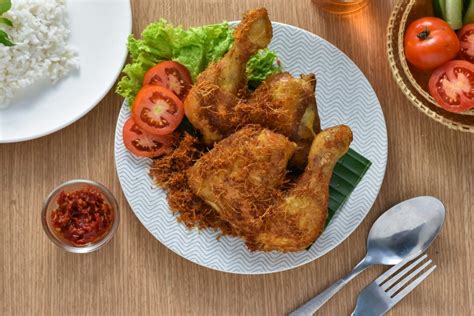resep ayam goreng terenak ternyata   pakai  vrogueco