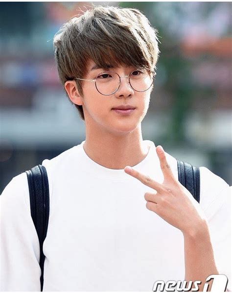 10+ Male Idols Who Totally Look Like Hot Nerds In Glasses - Koreaboo