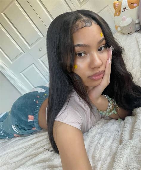 Pretty Light Skinned Black Women