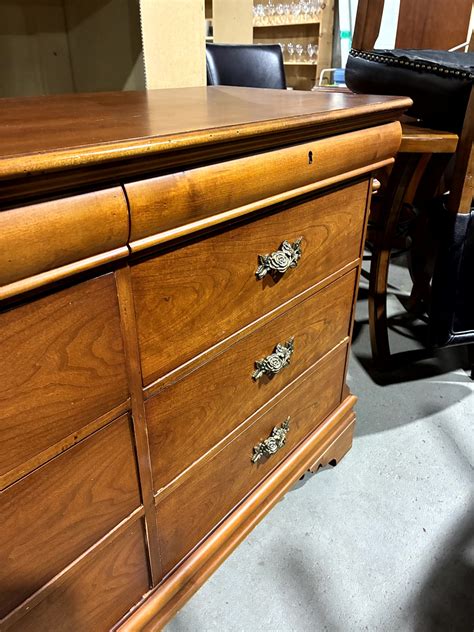 Ann - Lexington Dresser (photo 2 of 4) $75 | Facebook