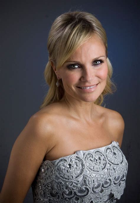 Kristin Chenoweth 11/01/2023 • CelebMafia