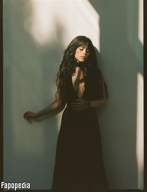 Jenna Ortega Nude Leaks - Photo #1066002 - Fapopedia