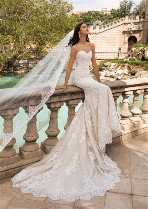 Les plus belles robes de mariée sirène : 120 modèles sensationnels